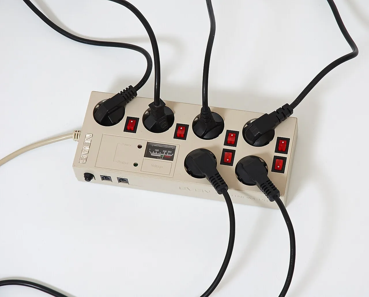 Multiprise parafoudre 6 prises avec interrupteurs